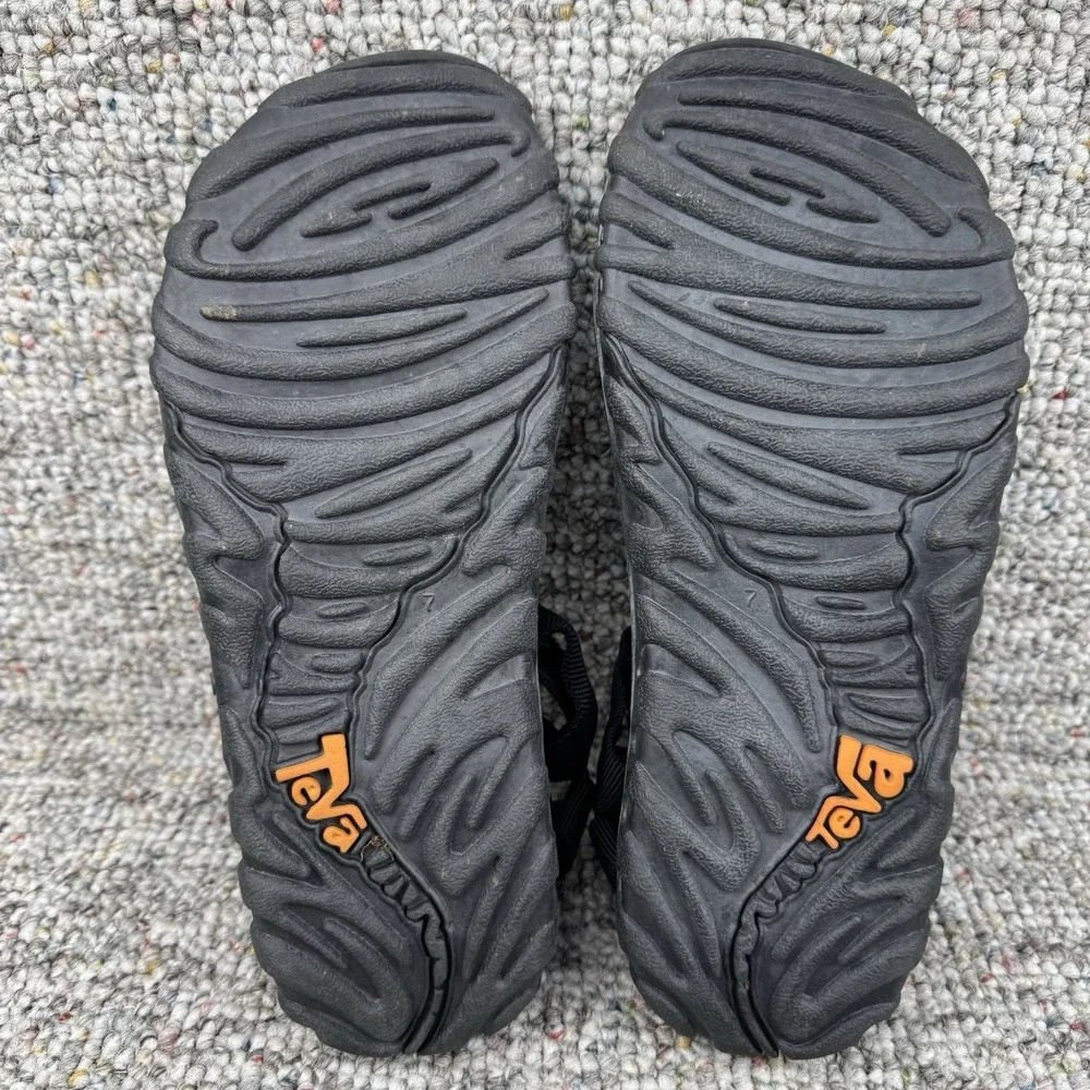 Teva Mens Hurricane XLT2 Sandal Mens 7 Strappy Adjustable Black